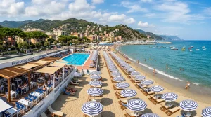 L'Altro Mare Magazine: Vita e Viaggi sulla Riviera 4 Stabilimento balneare Bagni San Domenico a Varazze con piscina all aperto e ombrelloni sulla spiaggia